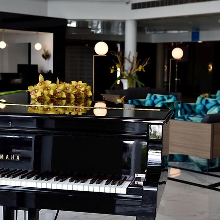 Mouratoglou Hotel & Resort Бьо Экстерьер фото