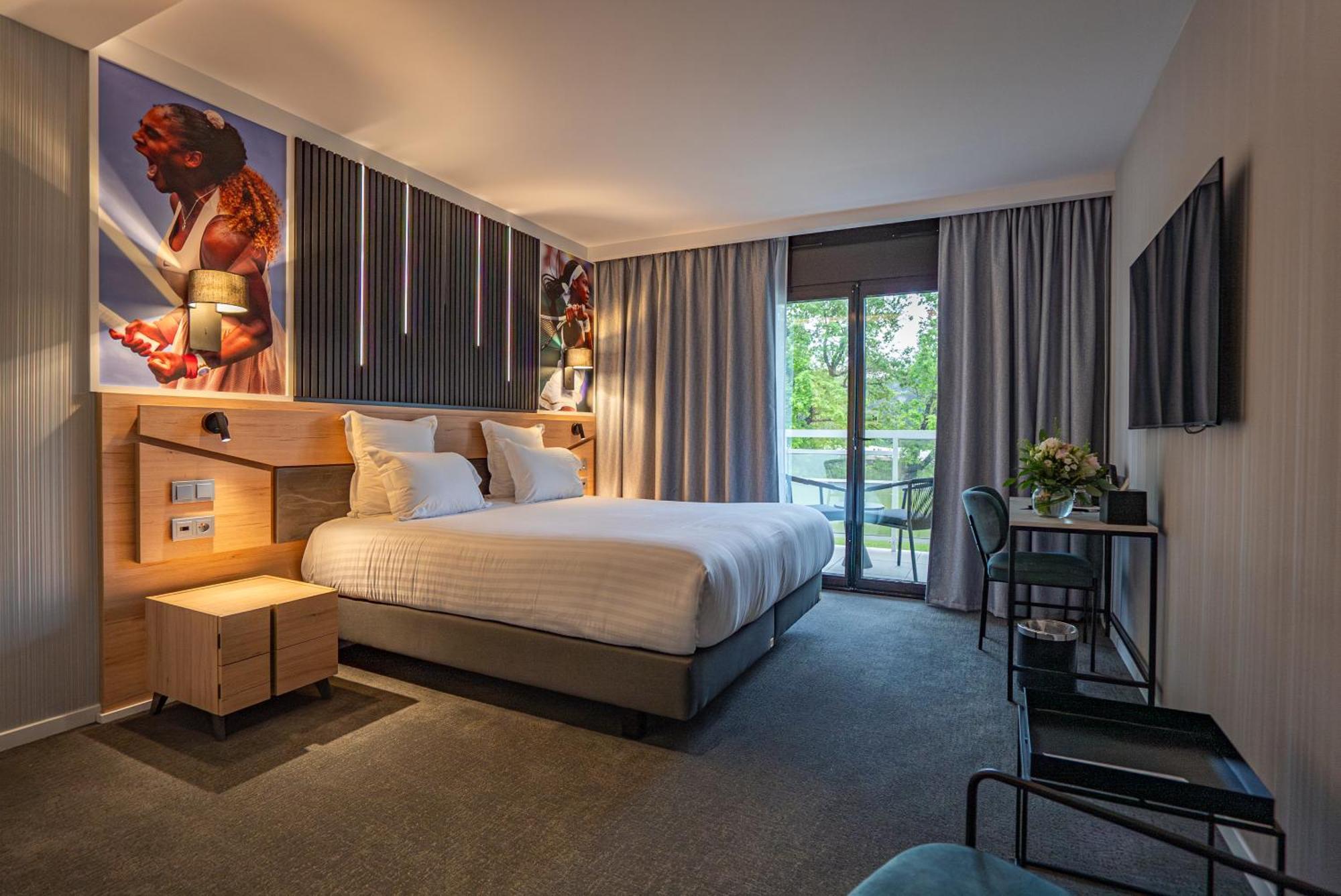 Mouratoglou Hotel & Resort Бьо Экстерьер фото